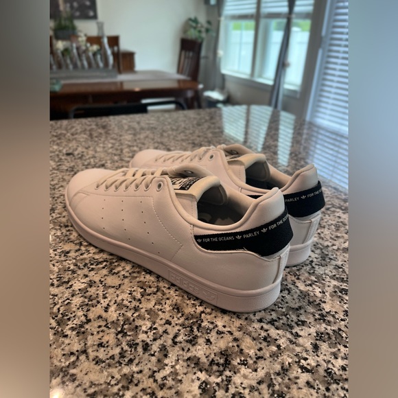 Adidas x Parley, Stan Smith Collaboration, Men’s Size 12, Brand New Condition 🤍 - Picture 3 of 10